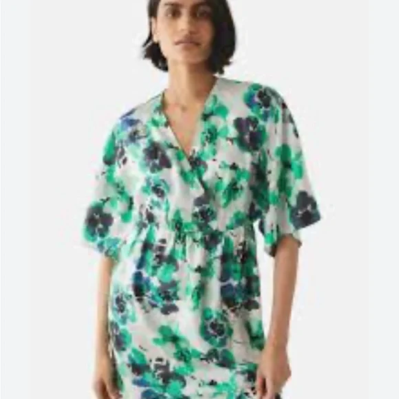 Marks and Spencer floral waisted batwing day dress - Picture 3 of 7